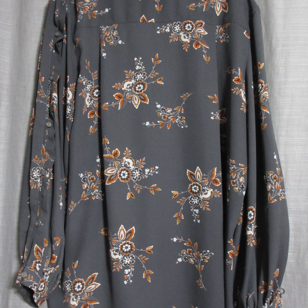 Loft XL Gray/Orange/white/baby blue blouse